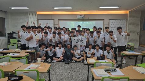 <도서관, 대학을 잇다> 책으로 만나고 대화로 깊어진 작가와의 만남